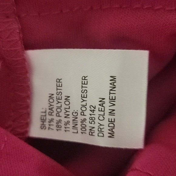 London Times, Size 8, Wine Colored (Burgundy-ish) Sleeveless Layered Dress, EUC. - Picture 6 of 8